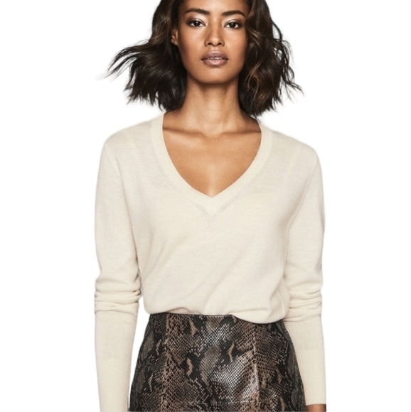 Reiss 100% Cashmere Luna Jumper NWOT - Picture 2 of 7